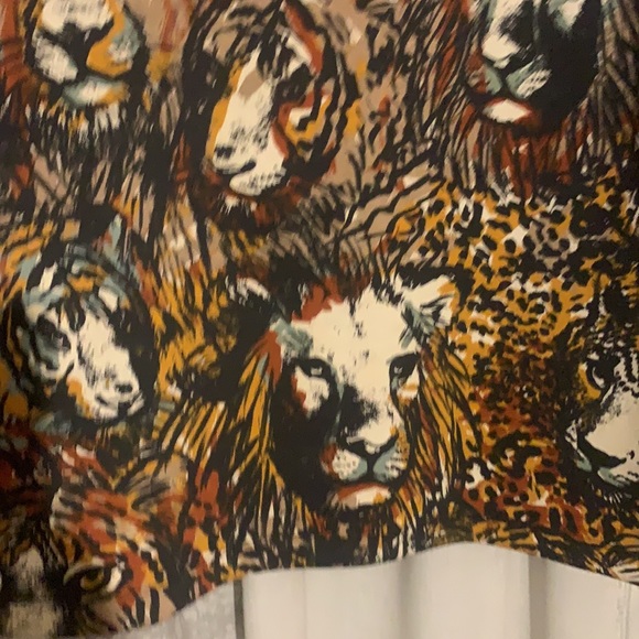Vintage Animal Print Tee - Picture 6 of 6